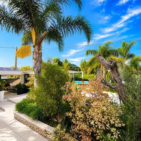 Pool House Apartment Terracina